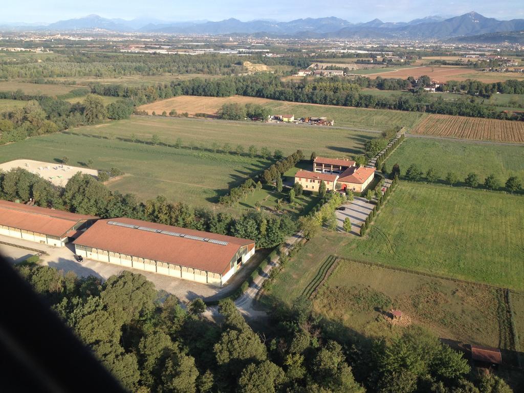 Agriturismo Ca Del Lupo Pallazzolo sullʼOglio Dış mekan fotoğraf